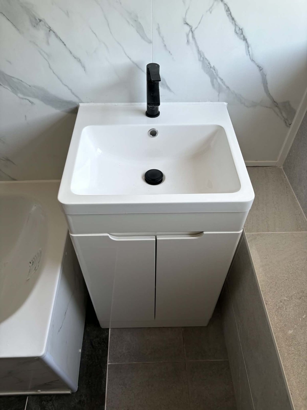 Vanity unit & basin
